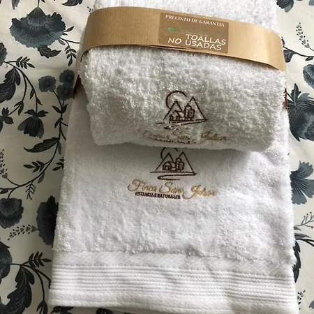 Asturias Naturales. San Julian. 펜션 아리온다스